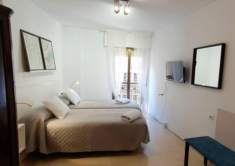 Acogedor Y Centrico Con Parking Granada Exterior foto